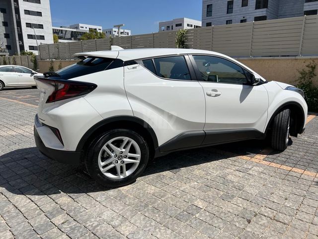 טויוטה C-HR