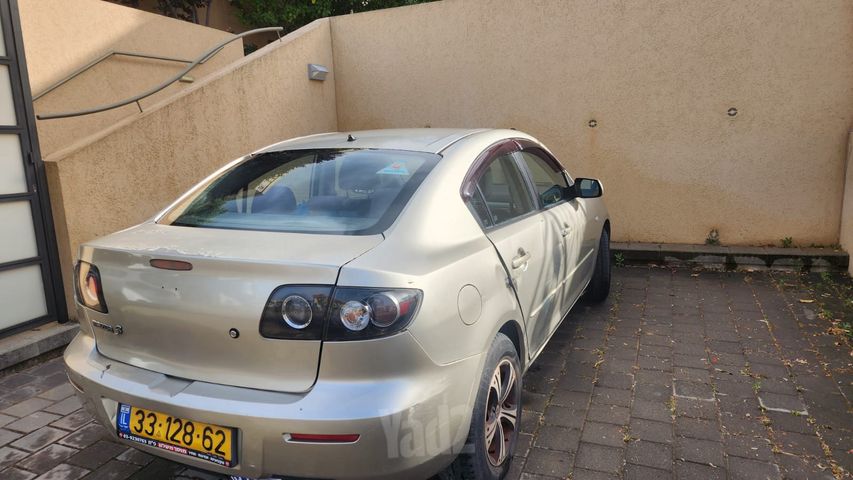 מאזדה 3