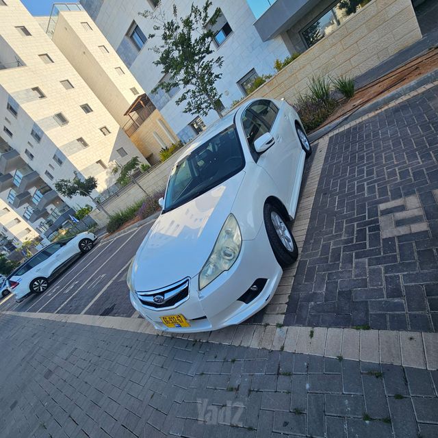 מודעת רכב סובארו B4/לגאסי