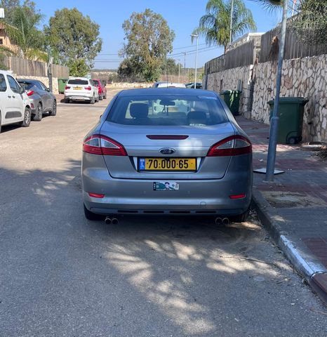 פורד מונדאו