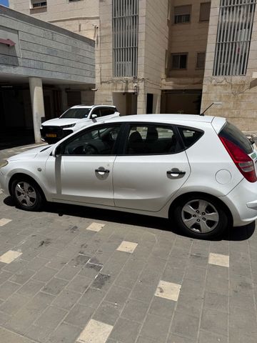 יונדאי i30