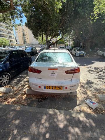 מיצובישי לנסר