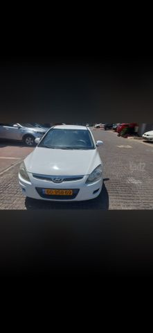 יונדאי i30