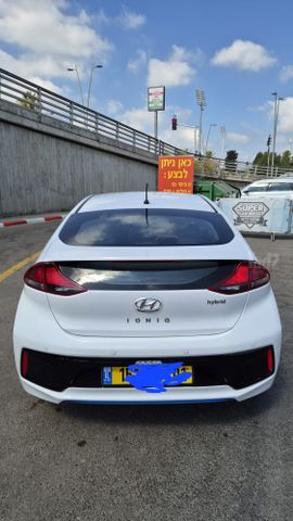 יונדאי איוניק