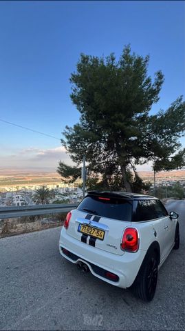 מודעת רכב מיני קופר