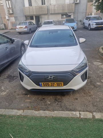 יונדאי איוניק