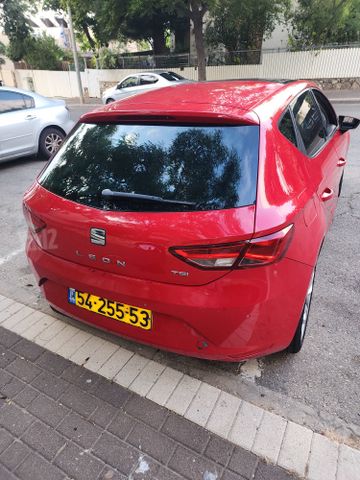 סיאט לאון