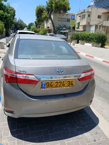 מודעת רכב טויוטה קורולה