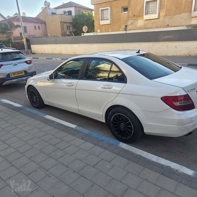מרצדס-בנץ C-class
