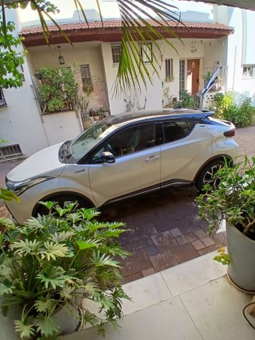 טויוטה C-HR