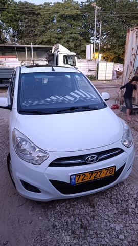 יונדאי i10