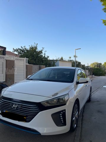 יונדאי איוניק