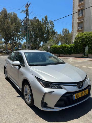 טויוטה קורולה