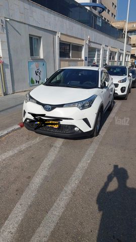 טויוטה C-HR
