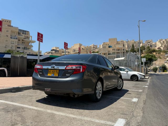 טויוטה קאמרי