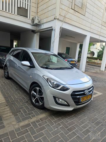 יונדאי i30