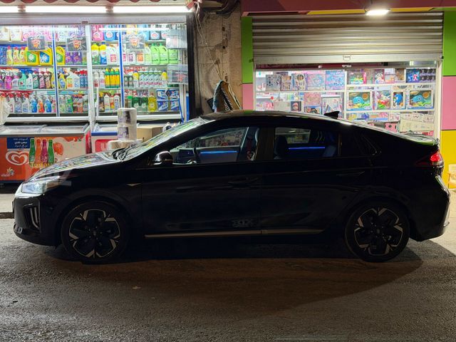 יונדאי איוניק