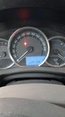 מודעת רכב טויוטה קורולה