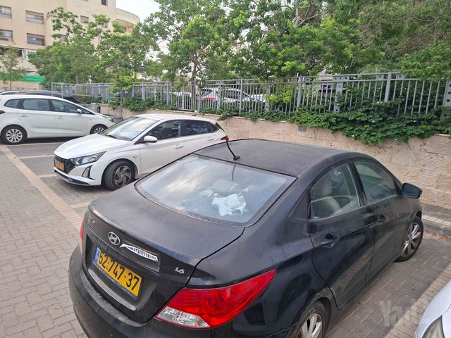 יונדאי אקסנט i25