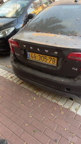 וולוו S60