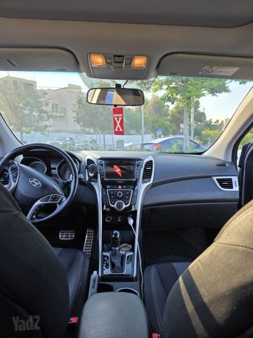 יונדאי i30