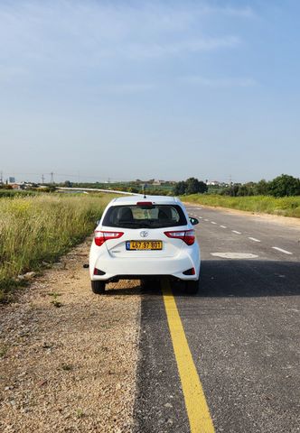 טויוטה יאריס