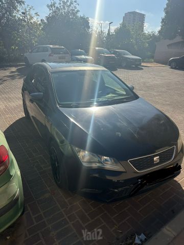 מודעת רכב סיאט לאון