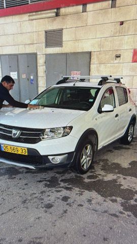 דאצ'יה סנדרו