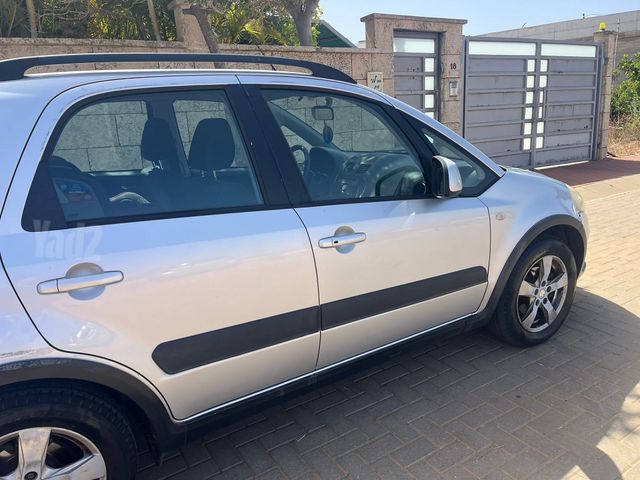 סוזוקי SX4