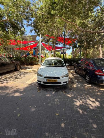 מיצובישי לנסר