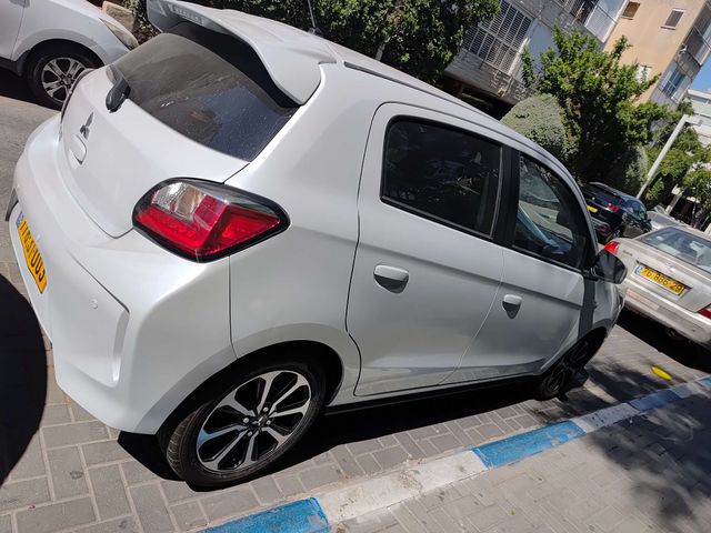 מיצובישי ספייס סטאר