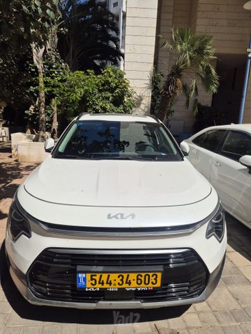 קיה נירו
