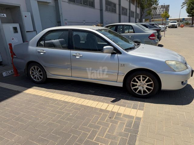 מודעת רכב מיצובישי לנסר