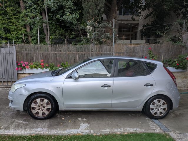 יונדאי i30
