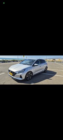 יונדאי i20