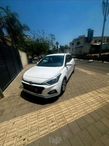 מודעת רכב יונדאי i20
