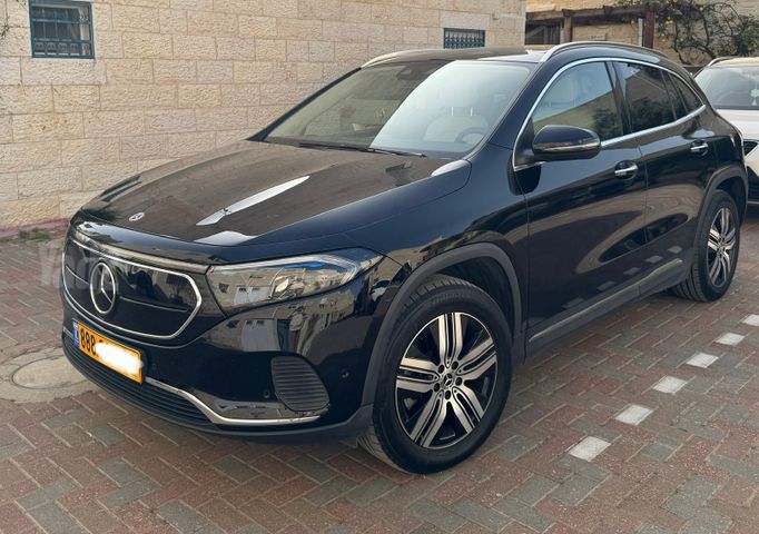 מרצדס-בנץ EQA