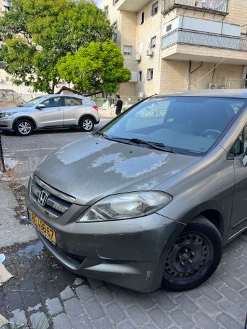 הונדה FR-V