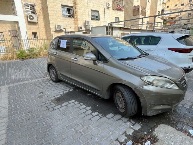 הונדה FR-V