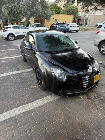 אלפא רומיאו מיטו