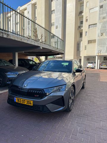 סקודה אוקטביה