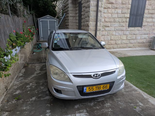 יונדאי i30