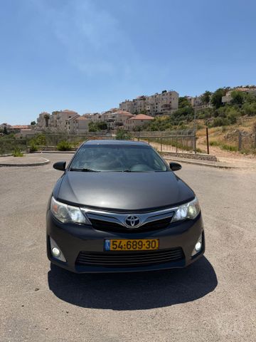 טויוטה קאמרי