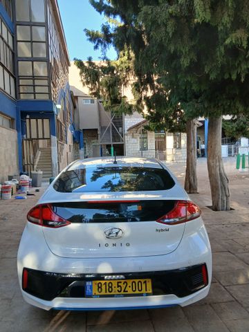 יונדאי איוניק