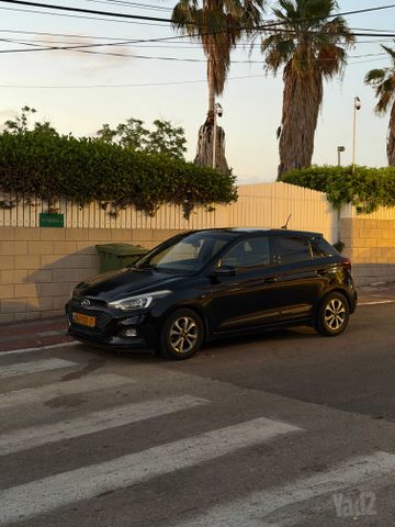 יונדאי i20
