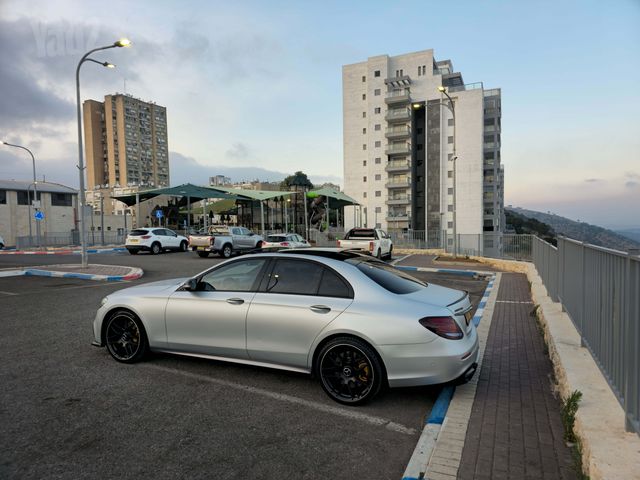 מרצדס-בנץ E-class