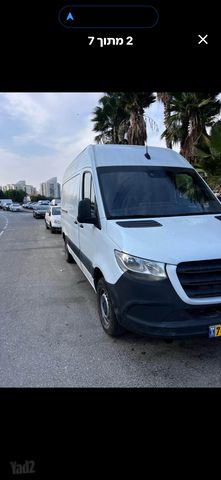 מודעת רכב מרצדס-בנץ ספרינטר