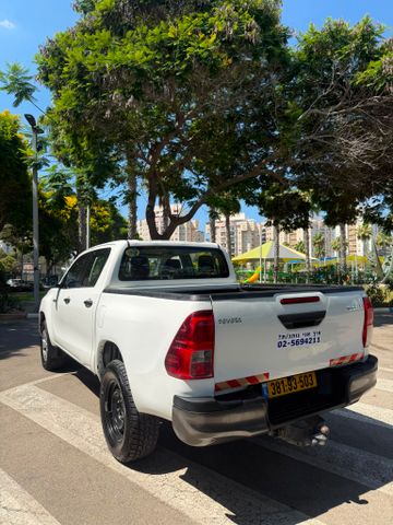 טויוטה היילקס