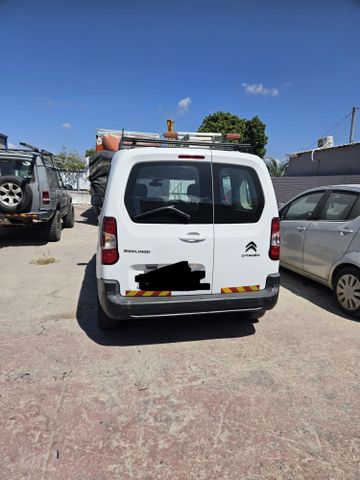 מודעת רכב סיטרואן ברלינגו