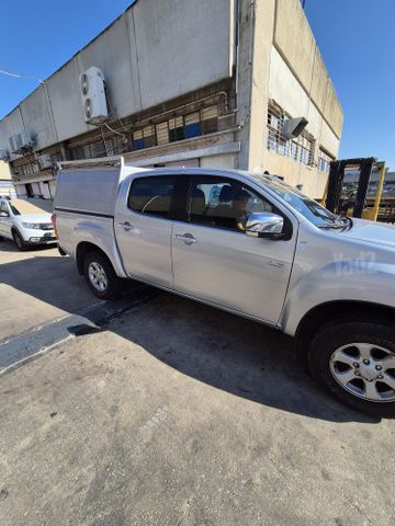 מודעת רכב איסוזו די-מקס
